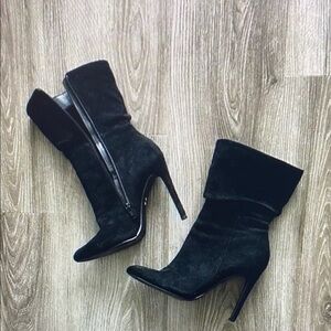 Elegant Black Suede Heeled Boots